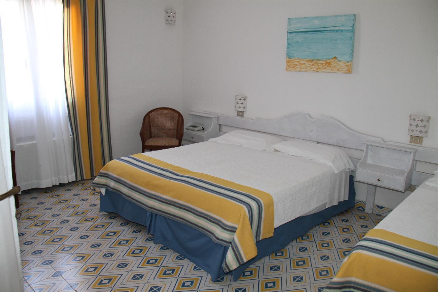 Hotel Tre Botti บายาซาร์ดิเนีย ภายนอก รูปภาพ